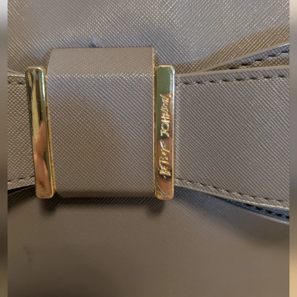 Betsey Johnson Elegant Gray Bow Accent Women's Bag - Picture 3 of 9